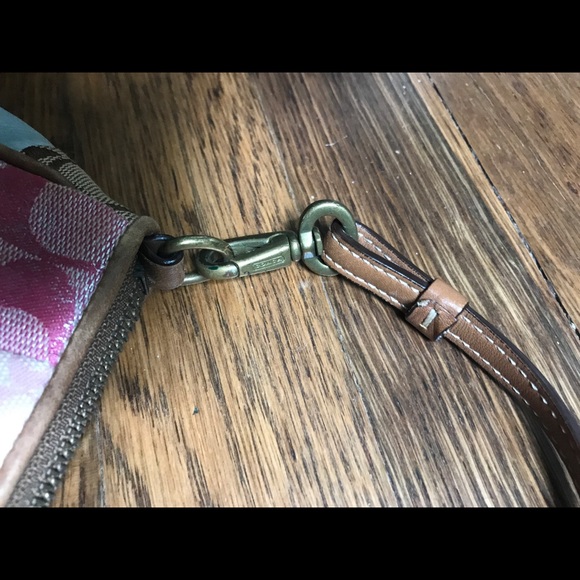 Authentic Coach Leather Patchwork Shoulder Bag - Picture 4 of 5